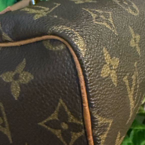 Louis Vuitton Monogram Vintage Mini Speedy - Picture 15 of 17